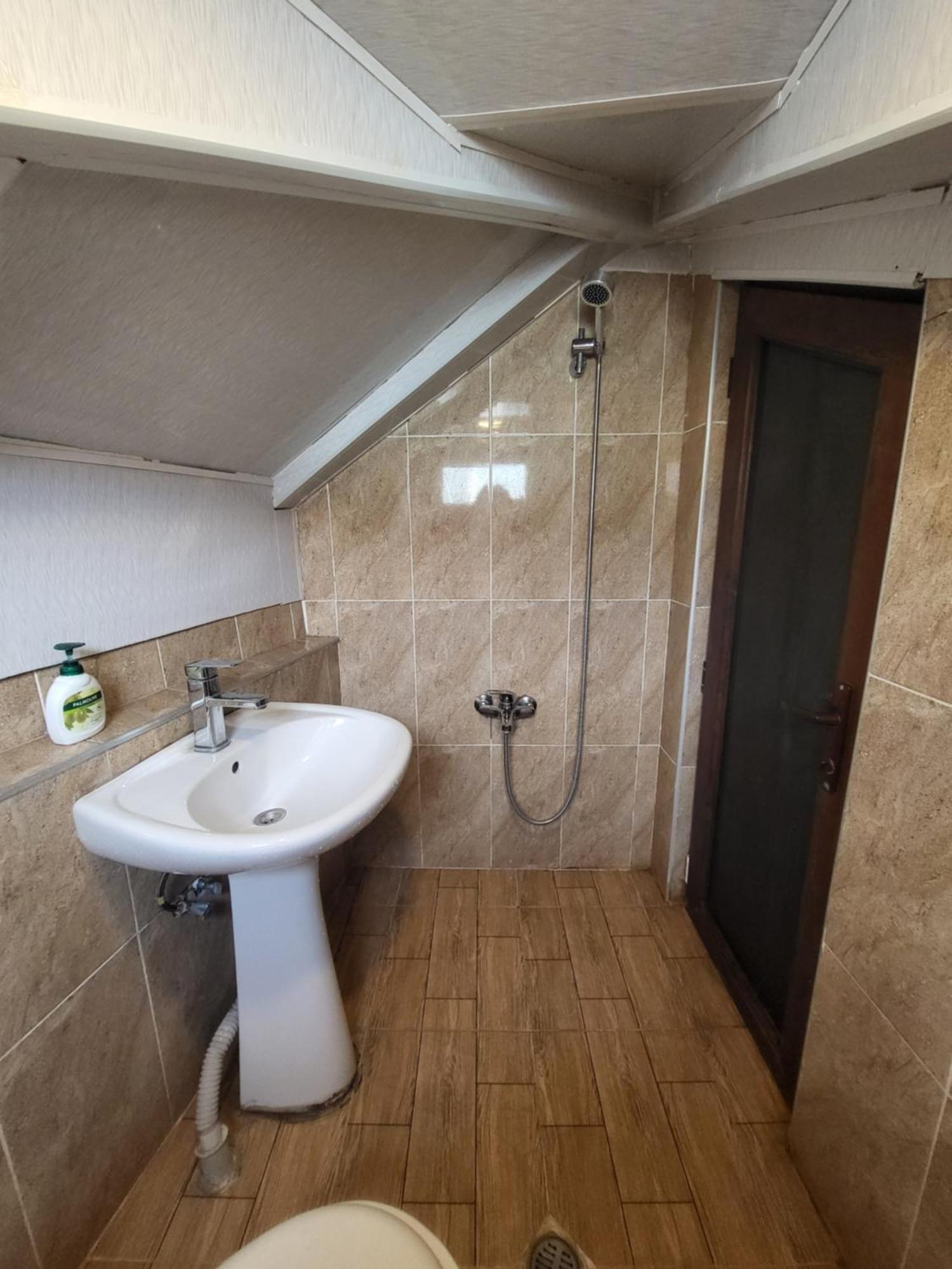 Guesthouse Sabina Tbilisi Esterno foto